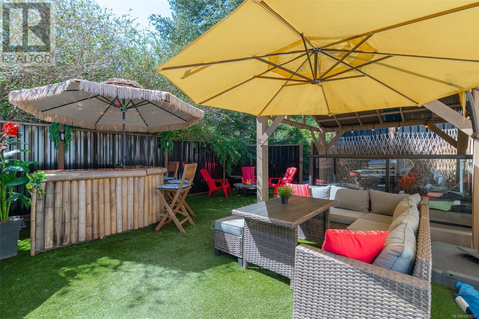 1025 Maple Lane Dr, Parksville real estate listing 1001031