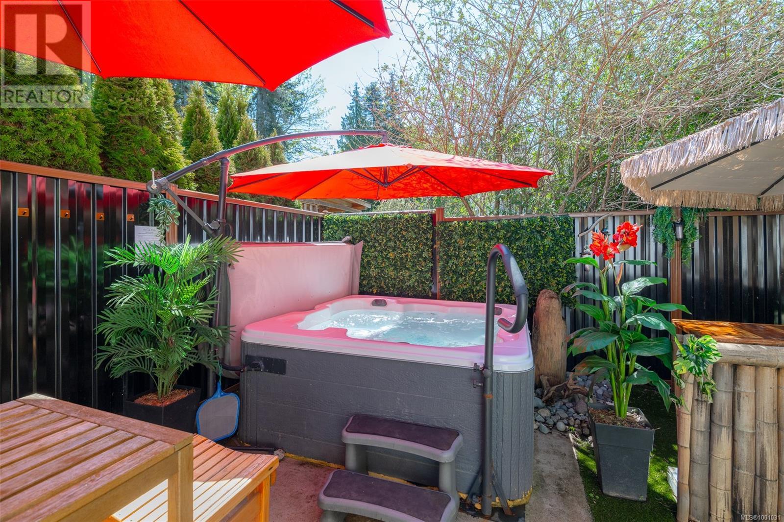 1025 Maple Lane Dr, Parksville real estate listing 1001031