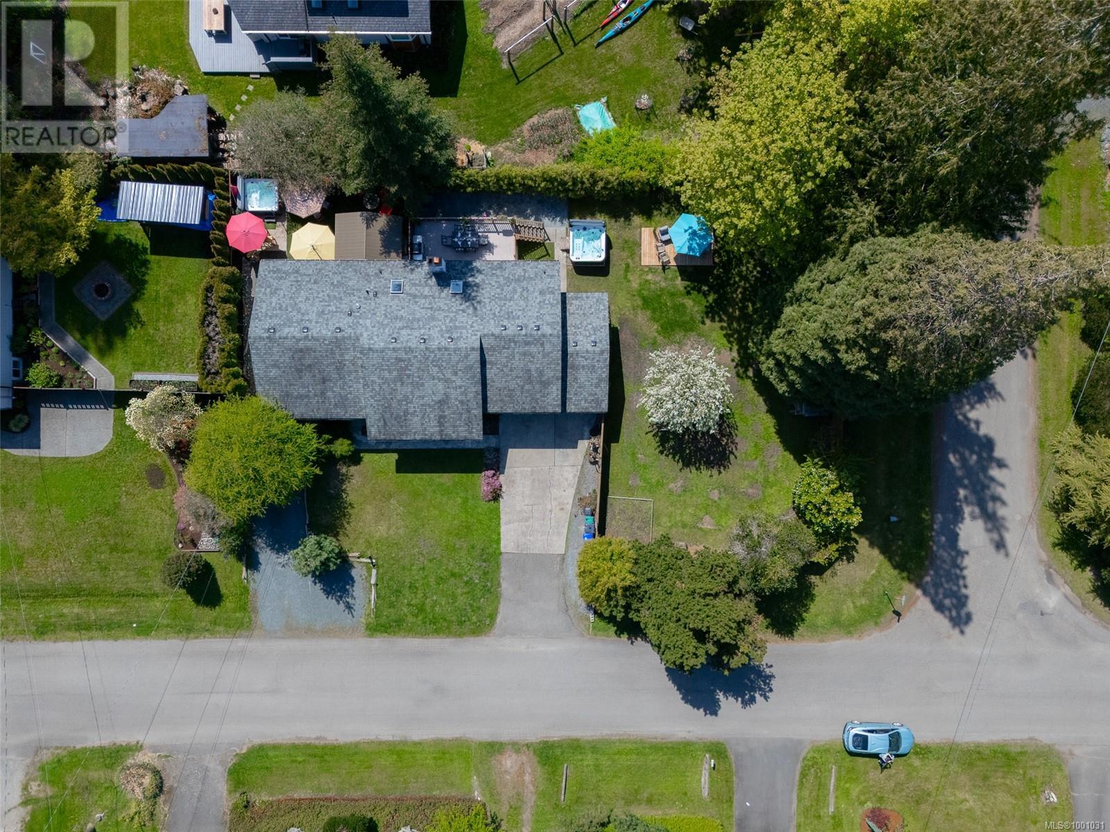 1025 Maple Lane Dr, Parksville real estate listing 1001031