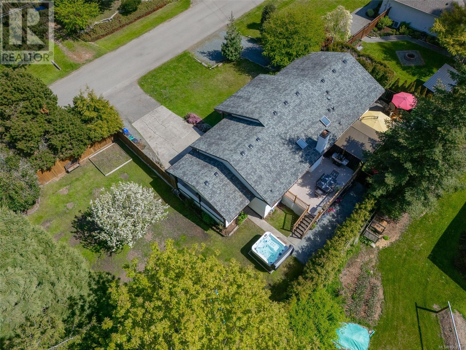 1025 Maple Lane Dr, Parksville real estate listing 1001031