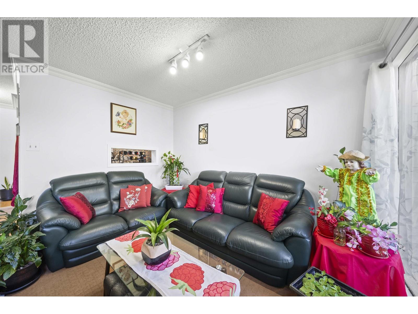 Photo 8 of 203 8040 Colonial Drive, Richmond BC