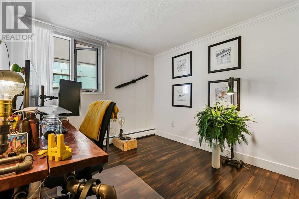 Single Family House for Sale in E   Avenue SW Mission Calgary 