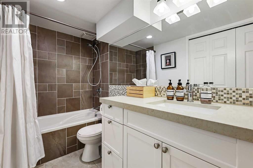 Single Family House for Sale in E   Avenue SW Mission Calgary 