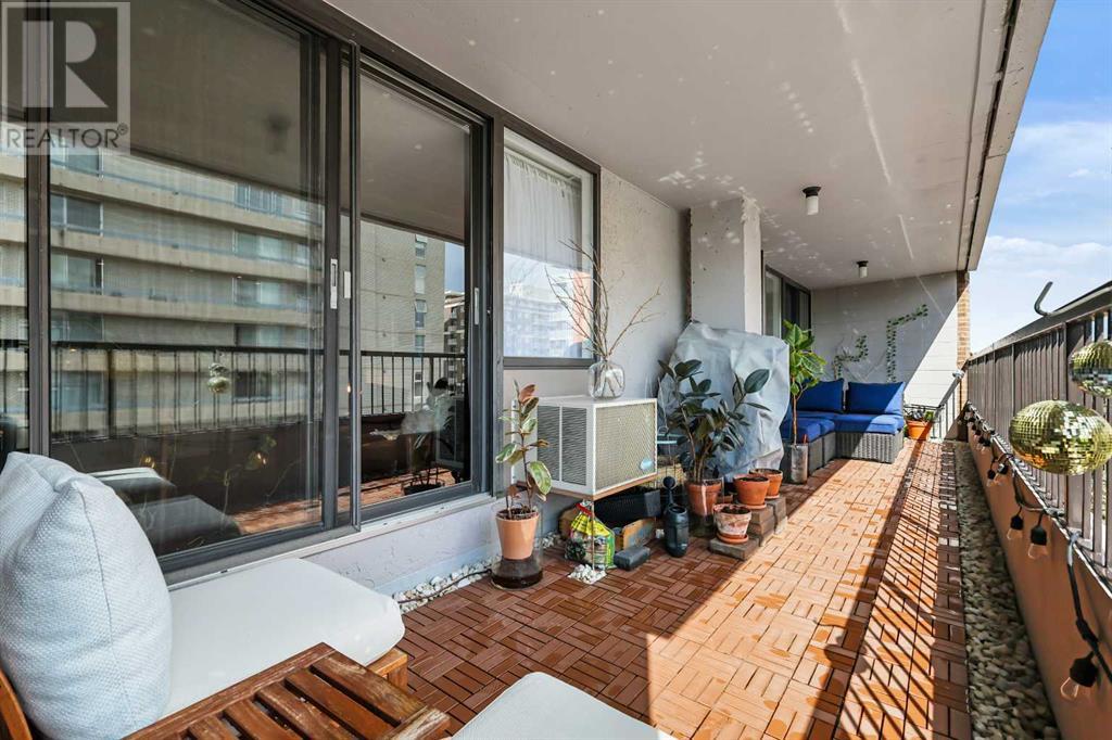 Single Family House for Sale in E   Avenue SW Mission Calgary 