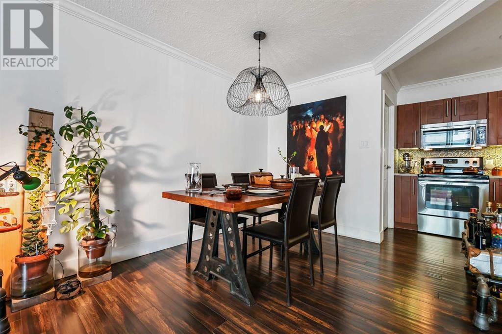 Single Family House for Sale in E   Avenue SW Mission Calgary 
