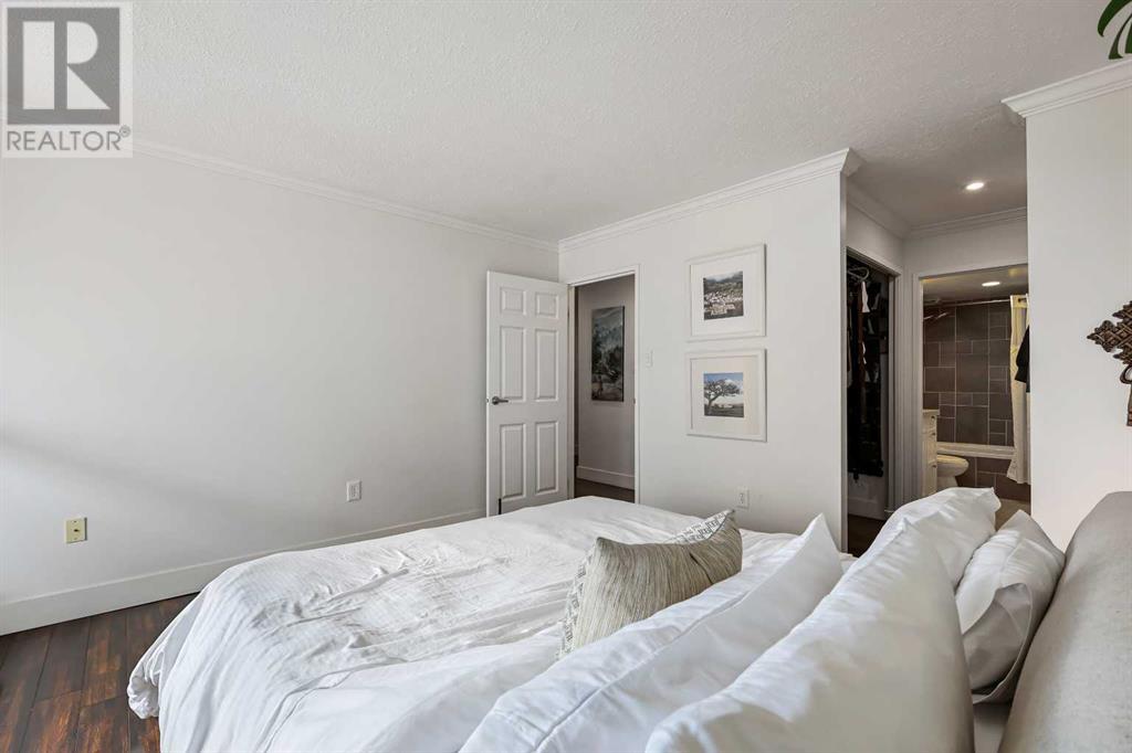 Single Family House for Sale in E   Avenue SW Mission Calgary 