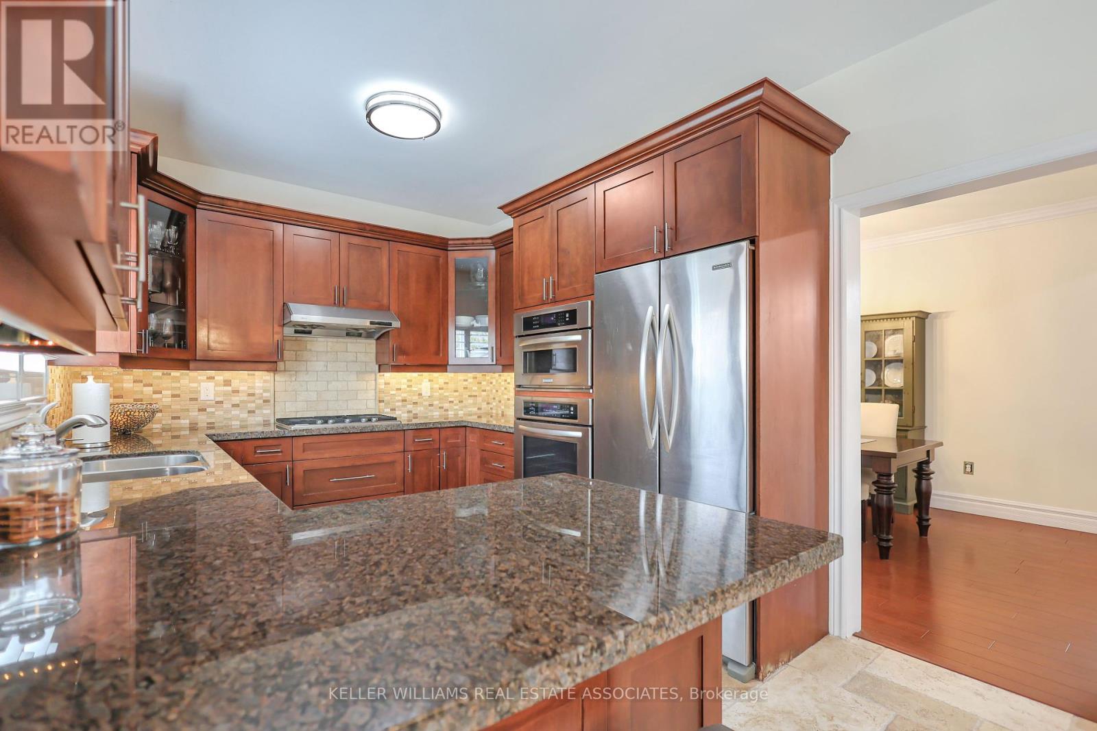 Photo 26 of 15 Johnson Crescent, Halton Hills ON