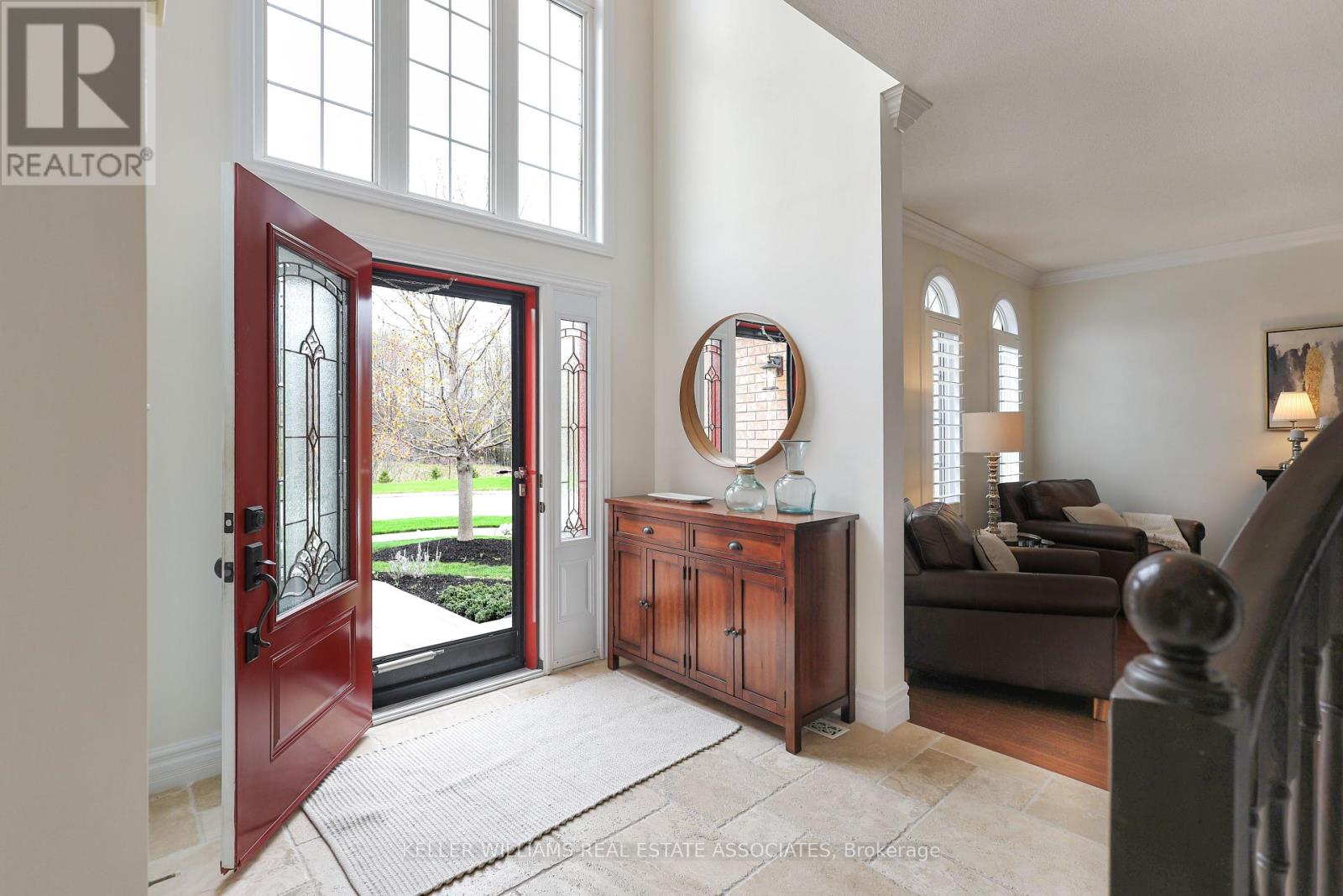 Photo 28 of 15 Johnson Crescent, Halton Hills ON