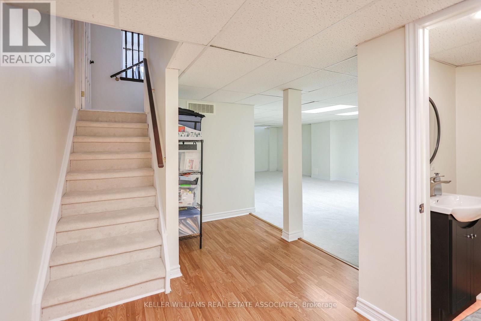 Photo 16 of 15 Johnson Crescent, Halton Hills ON