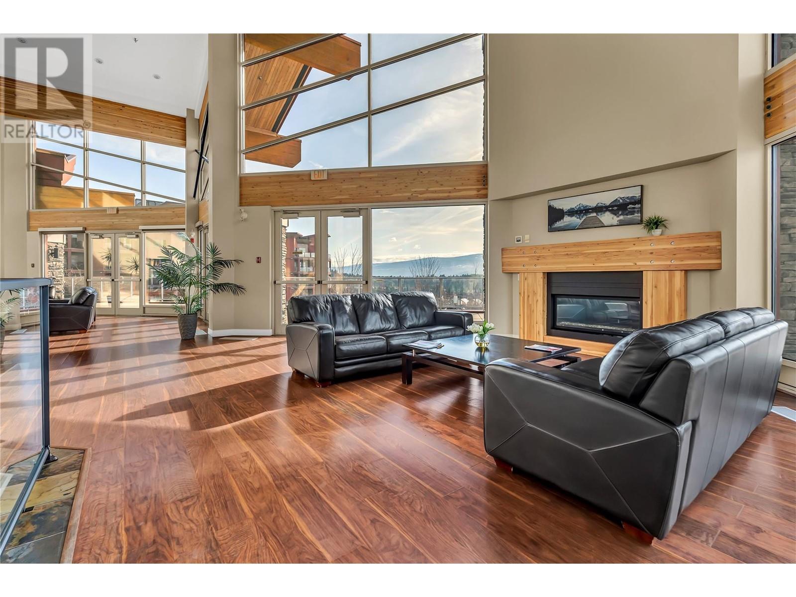 202 3205 Skyview Lane, West Kelowna