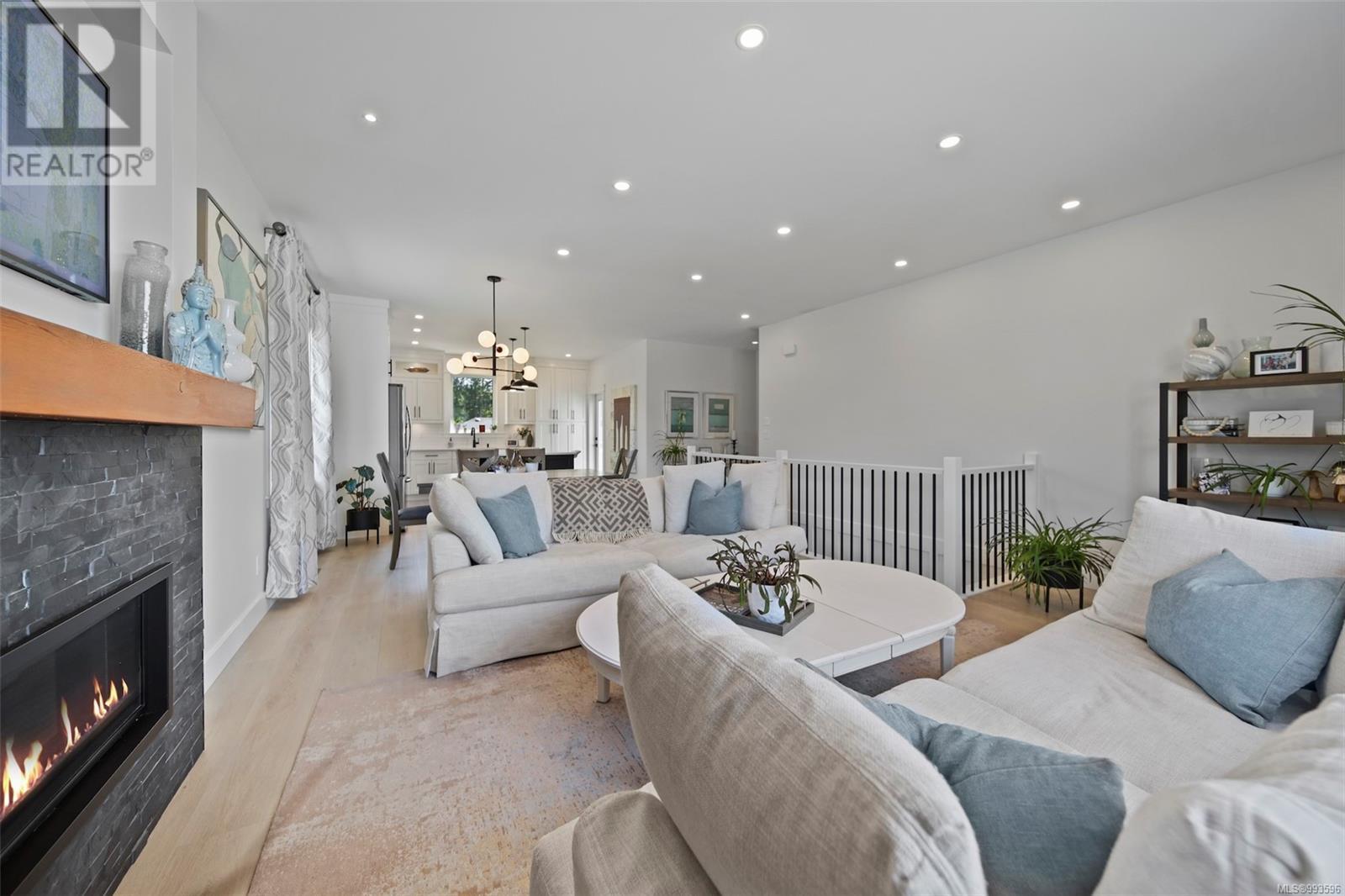 3204 Fernwood Lane, Port Alberni real estate listing 993596