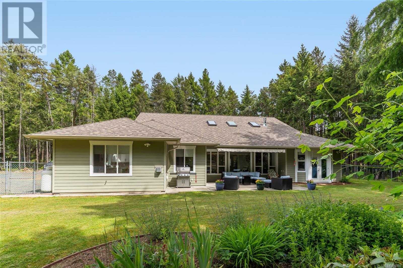 Photo 38 of 900 Rivers Edge Dr, Nanoose Bay BC