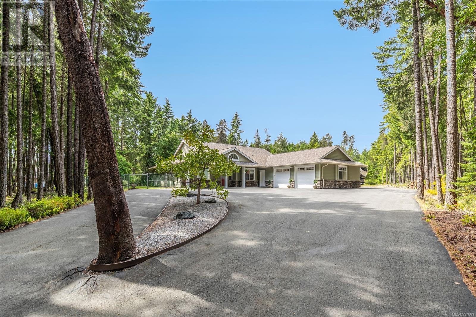 Photo 6 of 900 Rivers Edge Dr, Nanoose Bay BC
