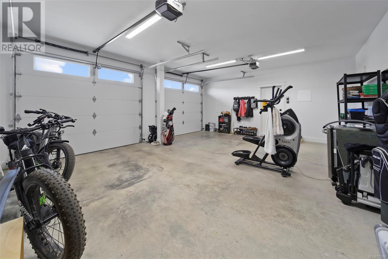 3204 Fernwood Lane, Port Alberni real estate listing 993596