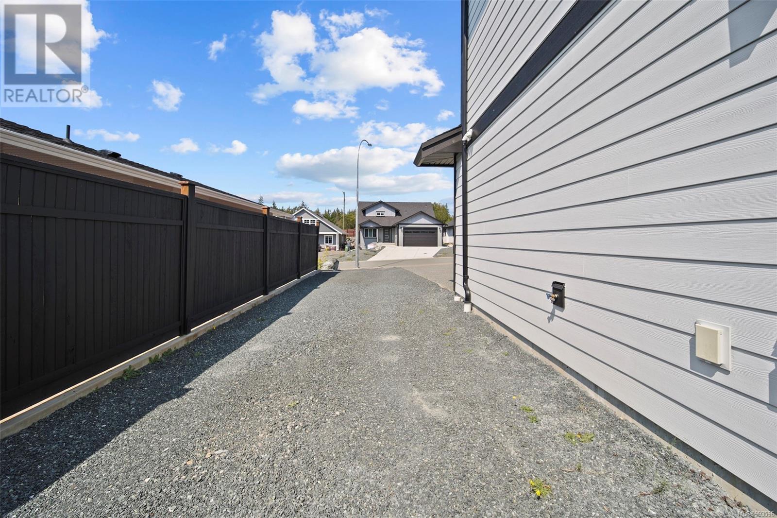 3204 Fernwood Lane, Port Alberni real estate listing 993596
