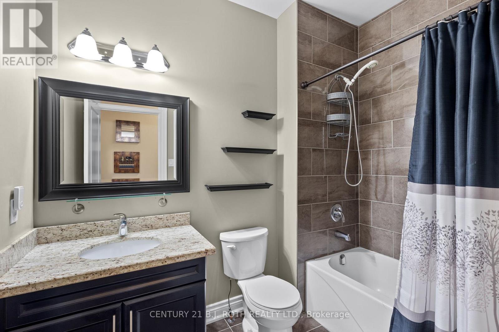 Photo 28 of 10 Brolley Crescent, Essa ON