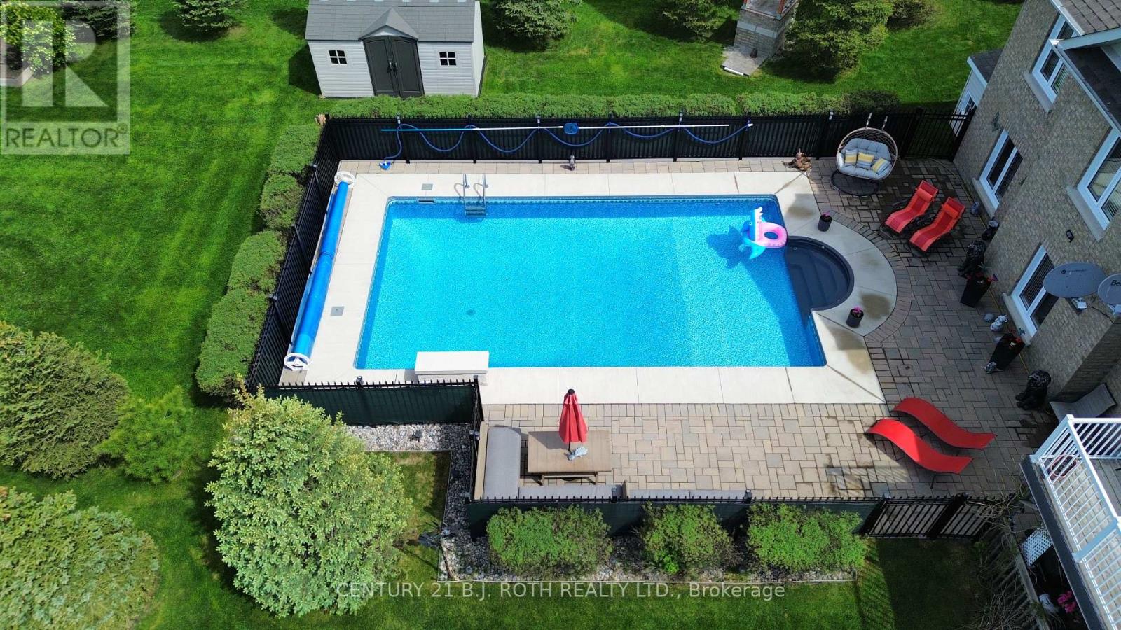 Photo 18 of 10 Brolley Crescent, Essa ON