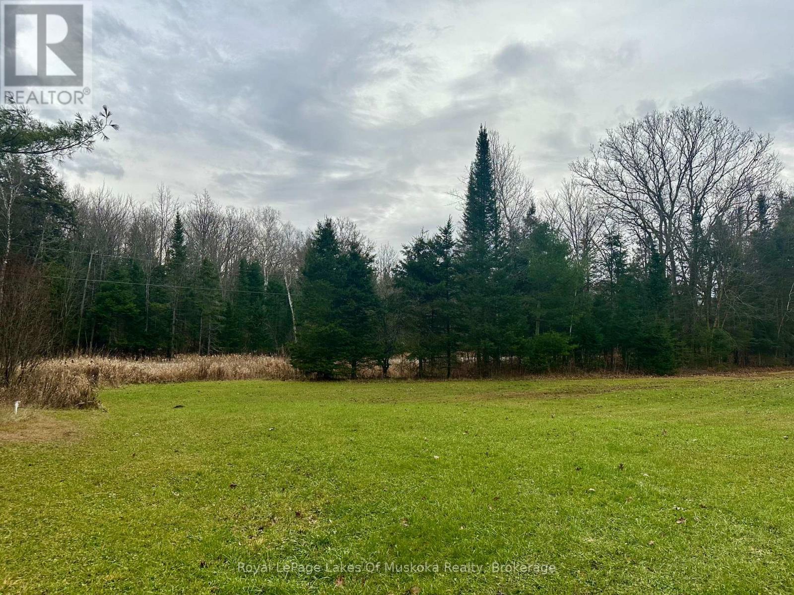 Photo 23 of 112 510 Highway, Magnetawan ON