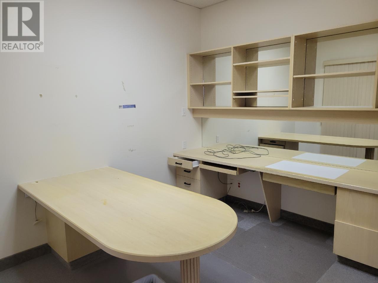 203 575 Main Street, Penticton