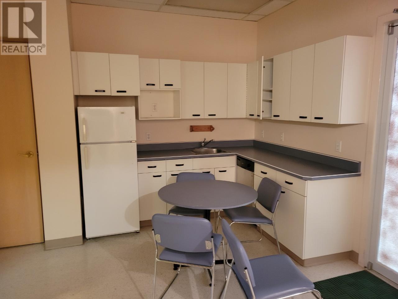 203 575 Main Street, Penticton