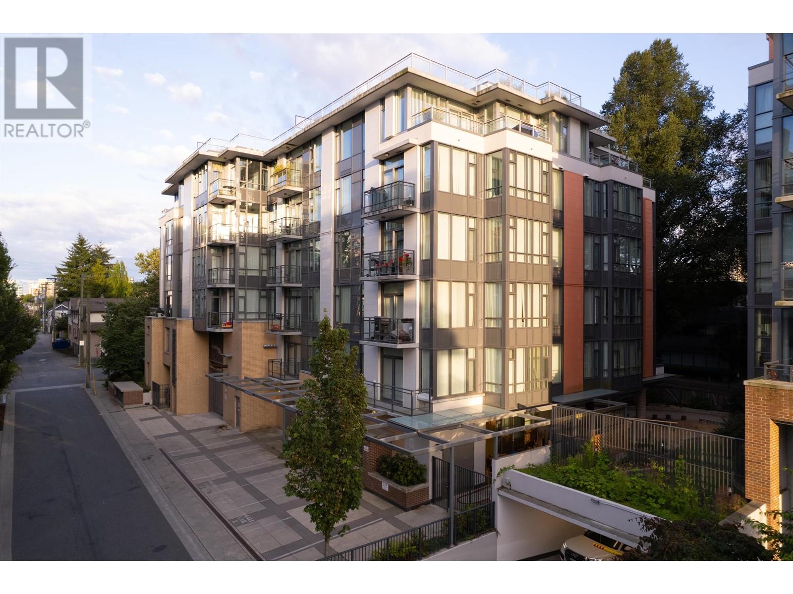 Photo 27 of 309 2565 Maple Street, Vancouver BC