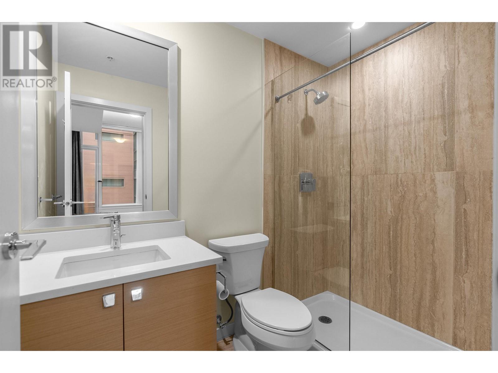 Photo 6 of 309 2565 Maple Street, Vancouver BC