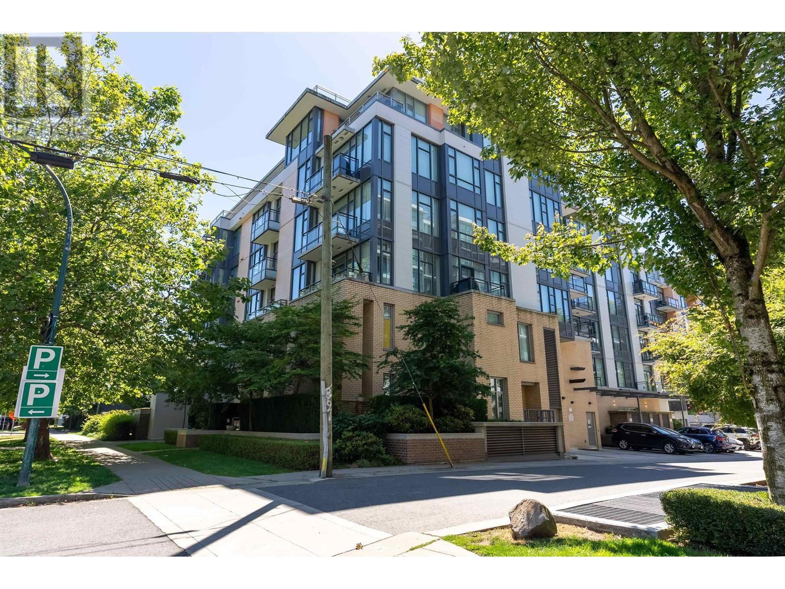 Photo 12 of 309 2565 Maple Street, Vancouver BC