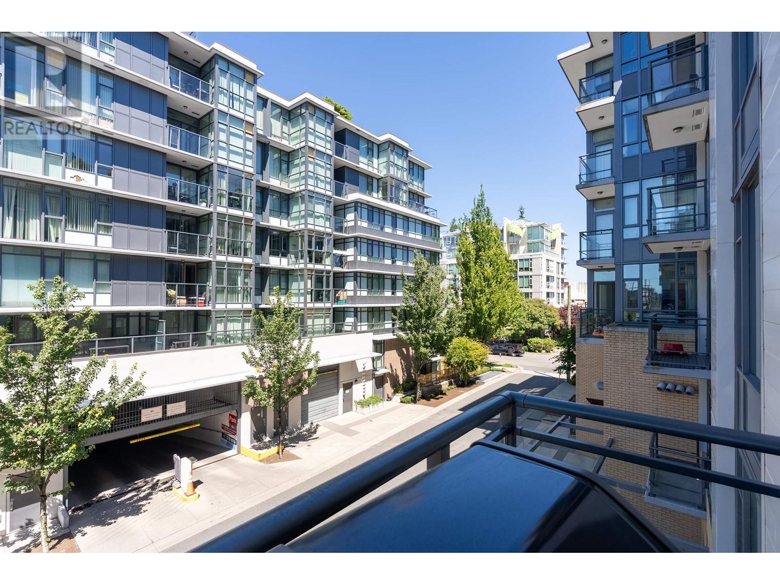 Photo 36 of 309 2565 Maple Street, Vancouver BC