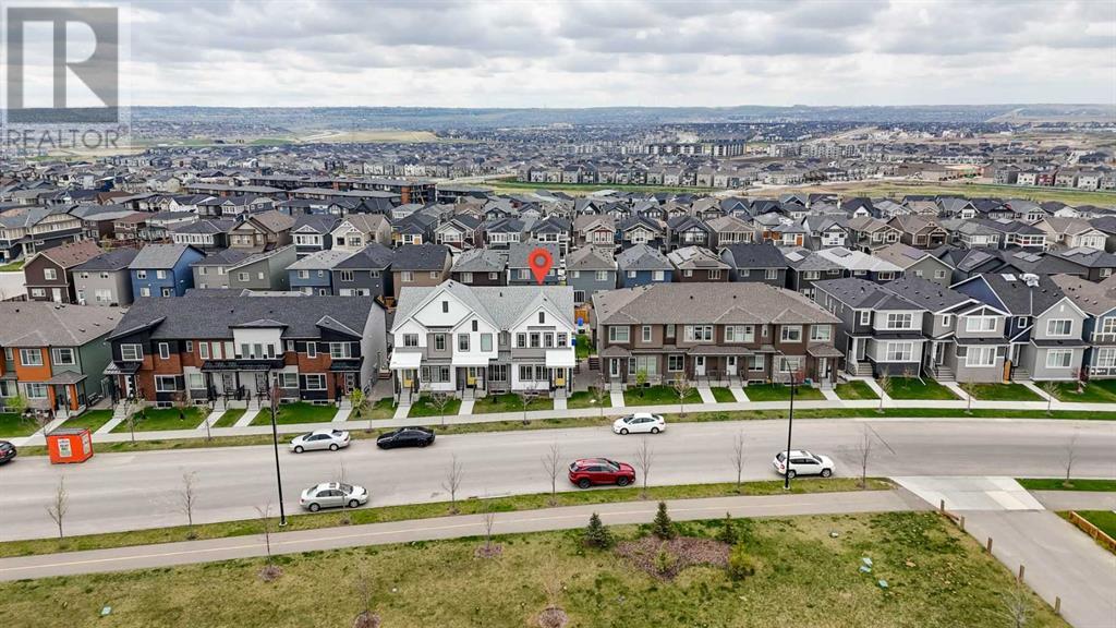 Single Family House for Sale in  Lucas Boulevard NW Livingston Calgary 