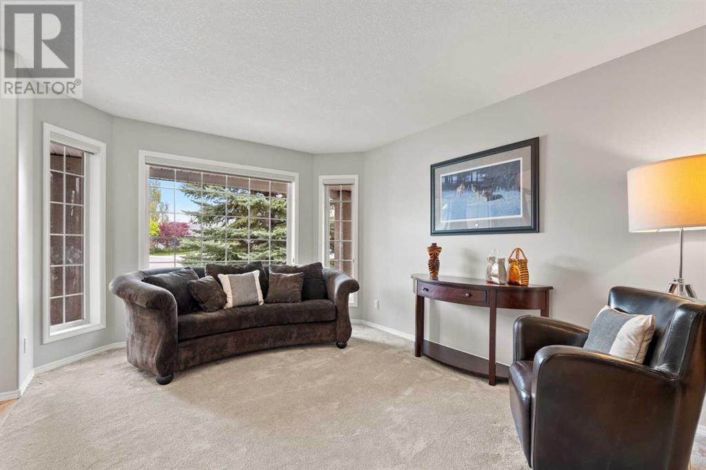 Single Family House for Sale in  Mckenzie Lake View SE McKenzie Lake Calgary 