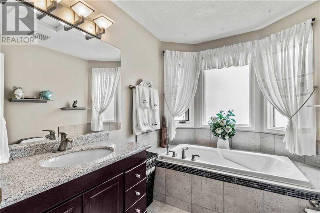 Single Family House for Sale in  Abbeydale Villas NE Abbeydale Calgary 