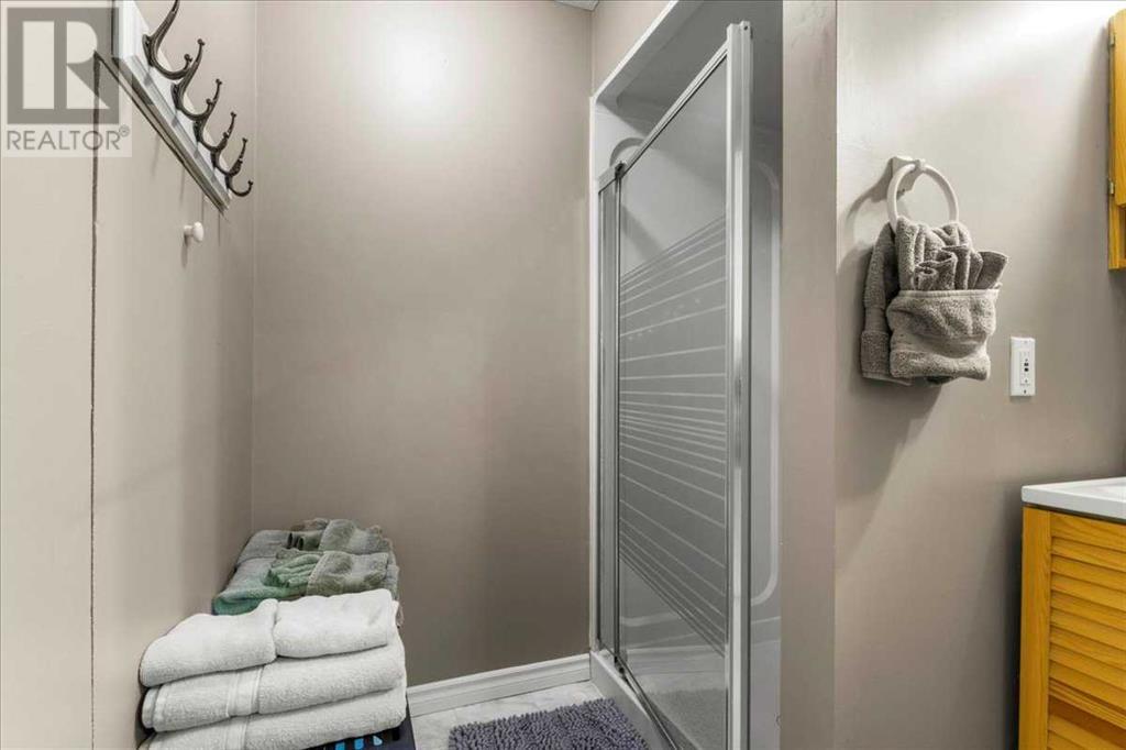 Single Family House for Sale in  Abbeydale Villas NE Abbeydale Calgary 