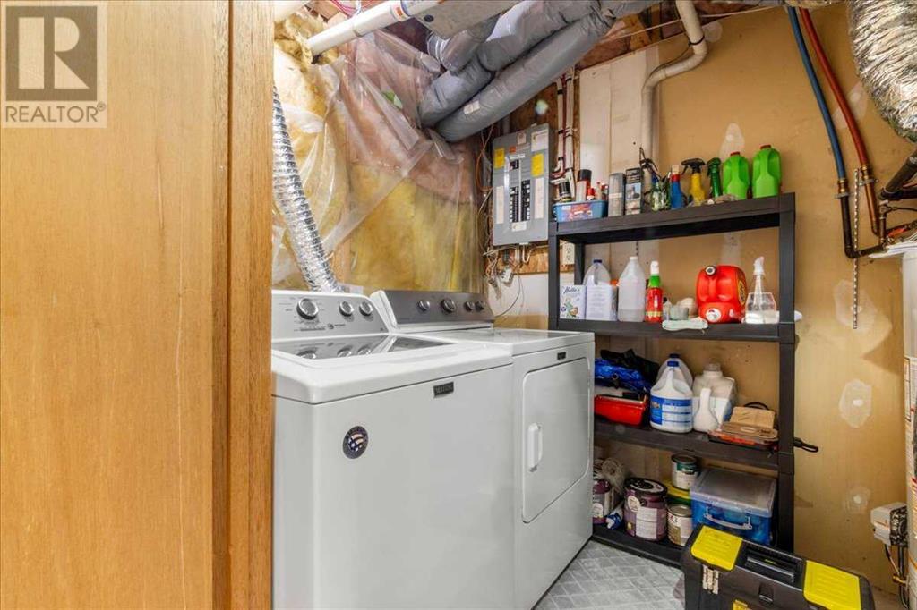 Single Family House for Sale in  Abbeydale Villas NE Abbeydale Calgary 