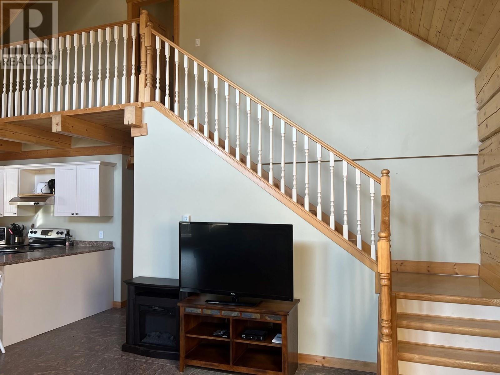 Photo 19 of 10405 Lemieux Street, Hudsons Hope BC