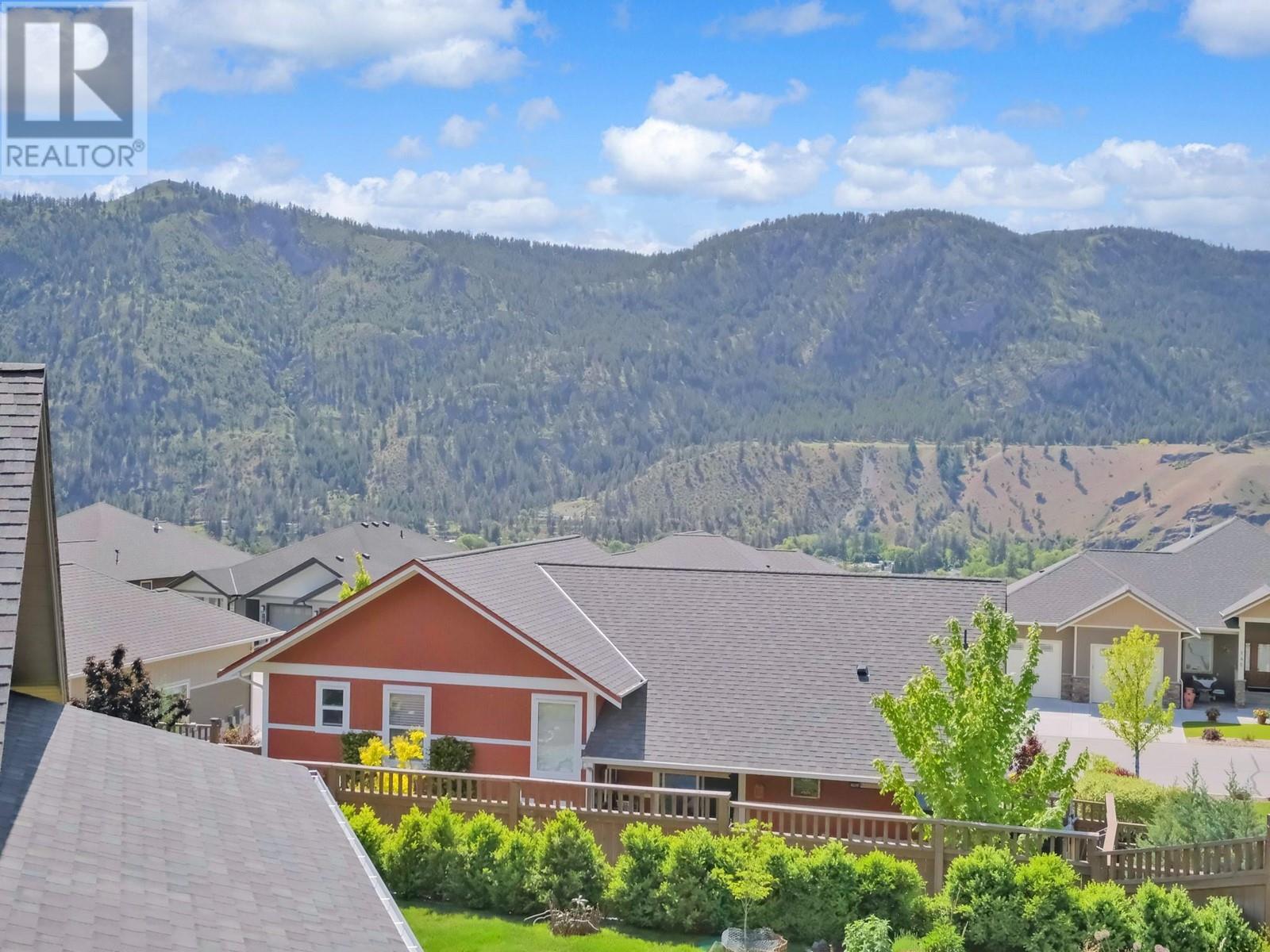 136 4400 MCLEAN CREEK Road, Okanagan Falls