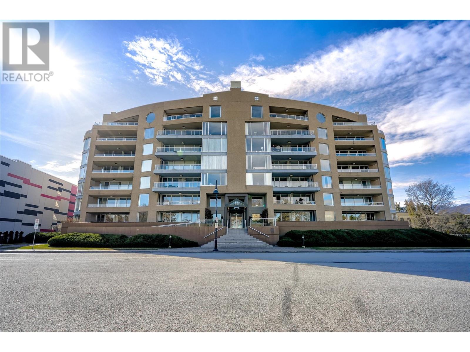 302 86 LAKESHORE Drive, Penticton