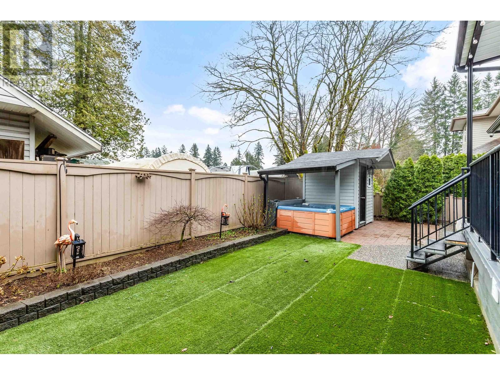 118 21868 LOUGHEED HIGHWAY, Maple Ridge real estate listing R2992677