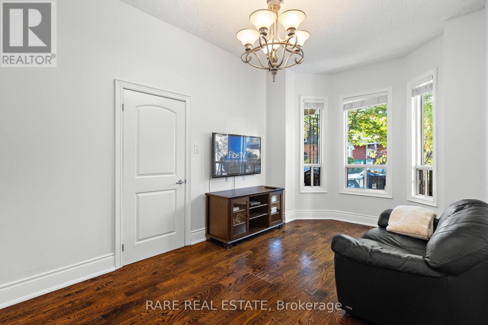 Photo 25 of 69 Robert Street, Toronto ON
