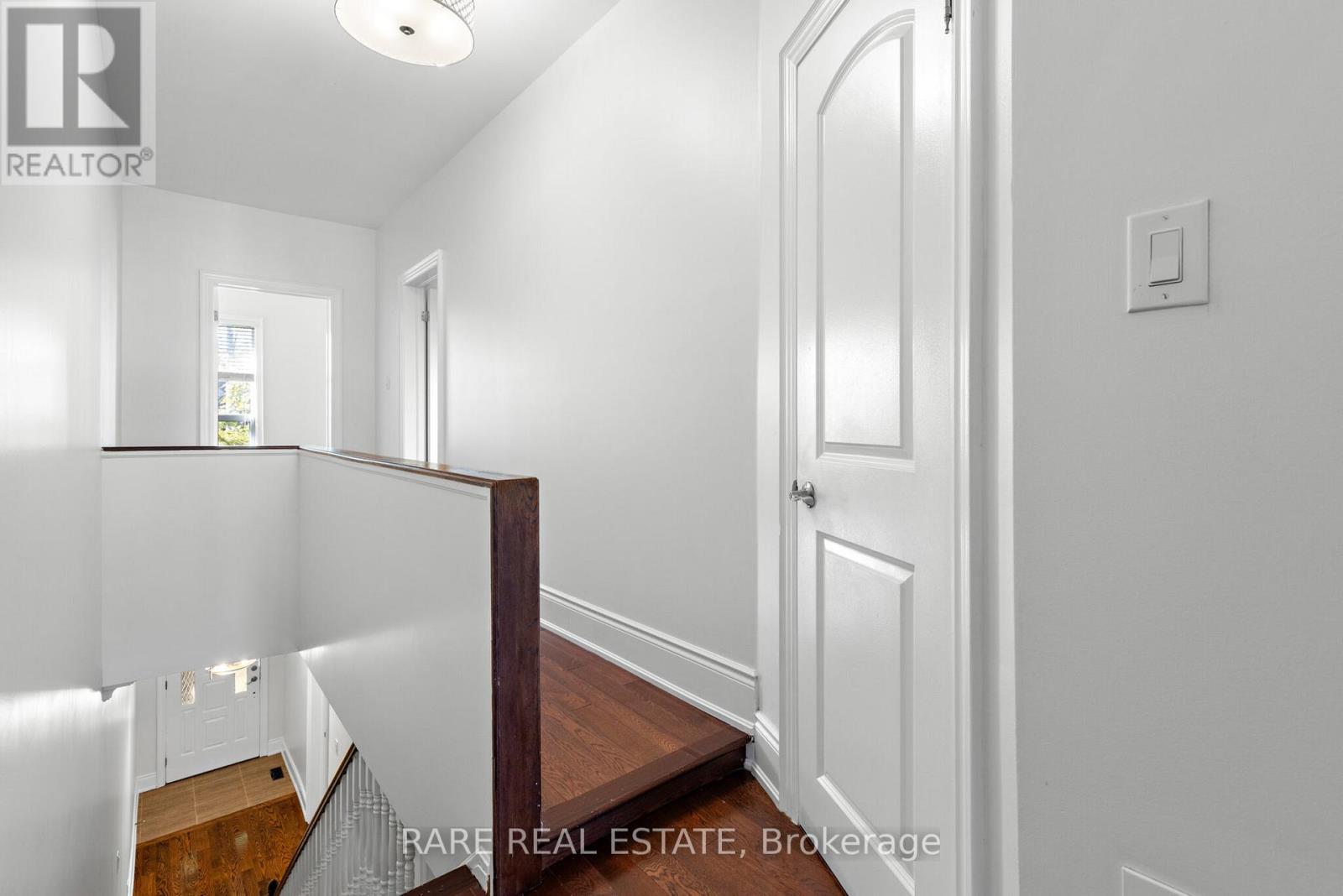 Photo 10 of 69 Robert Street, Toronto ON