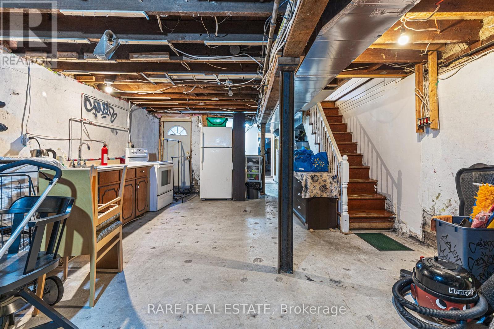 Photo 1 of 69 Robert Street, Toronto ON