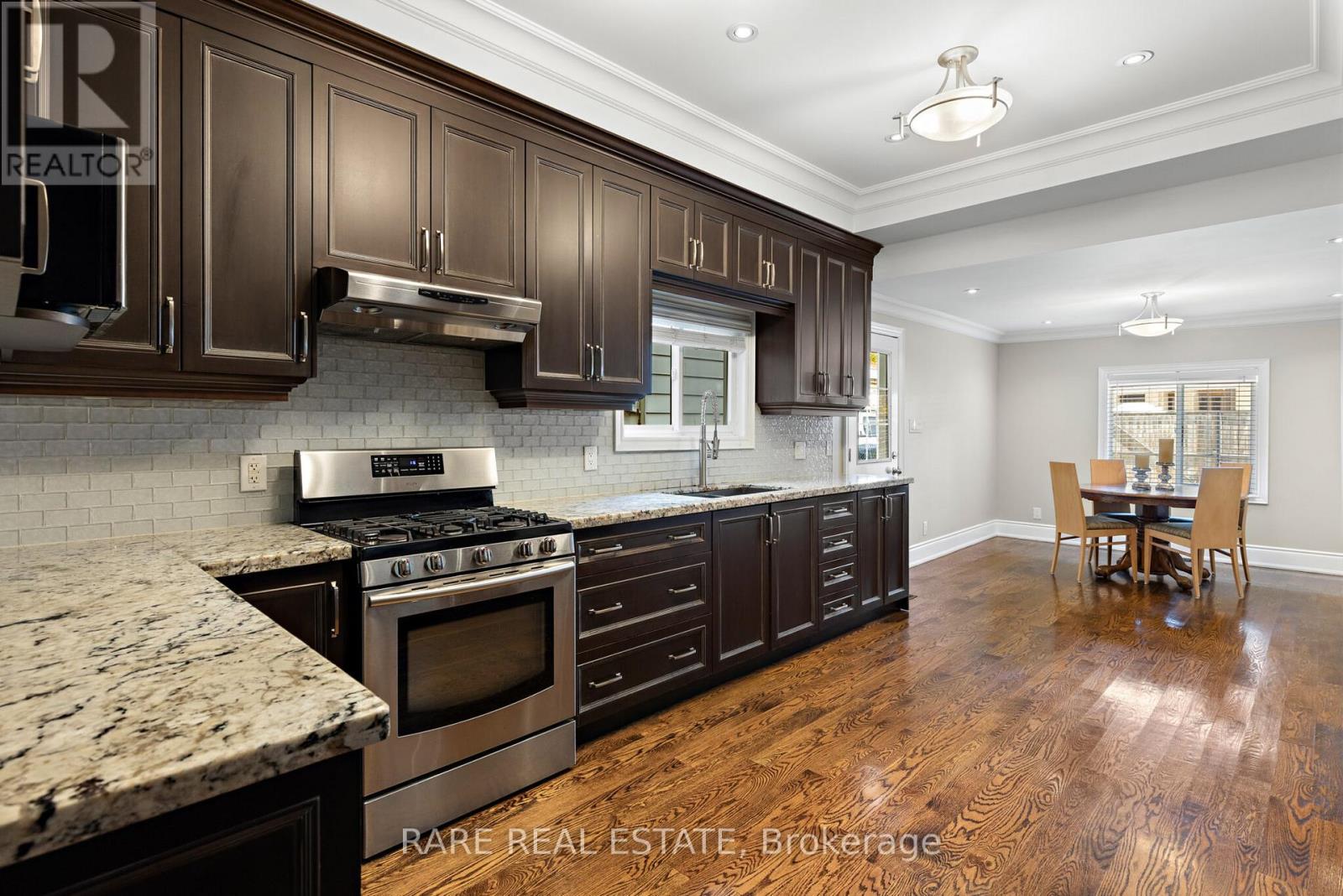Photo 31 of 69 Robert Street, Toronto ON