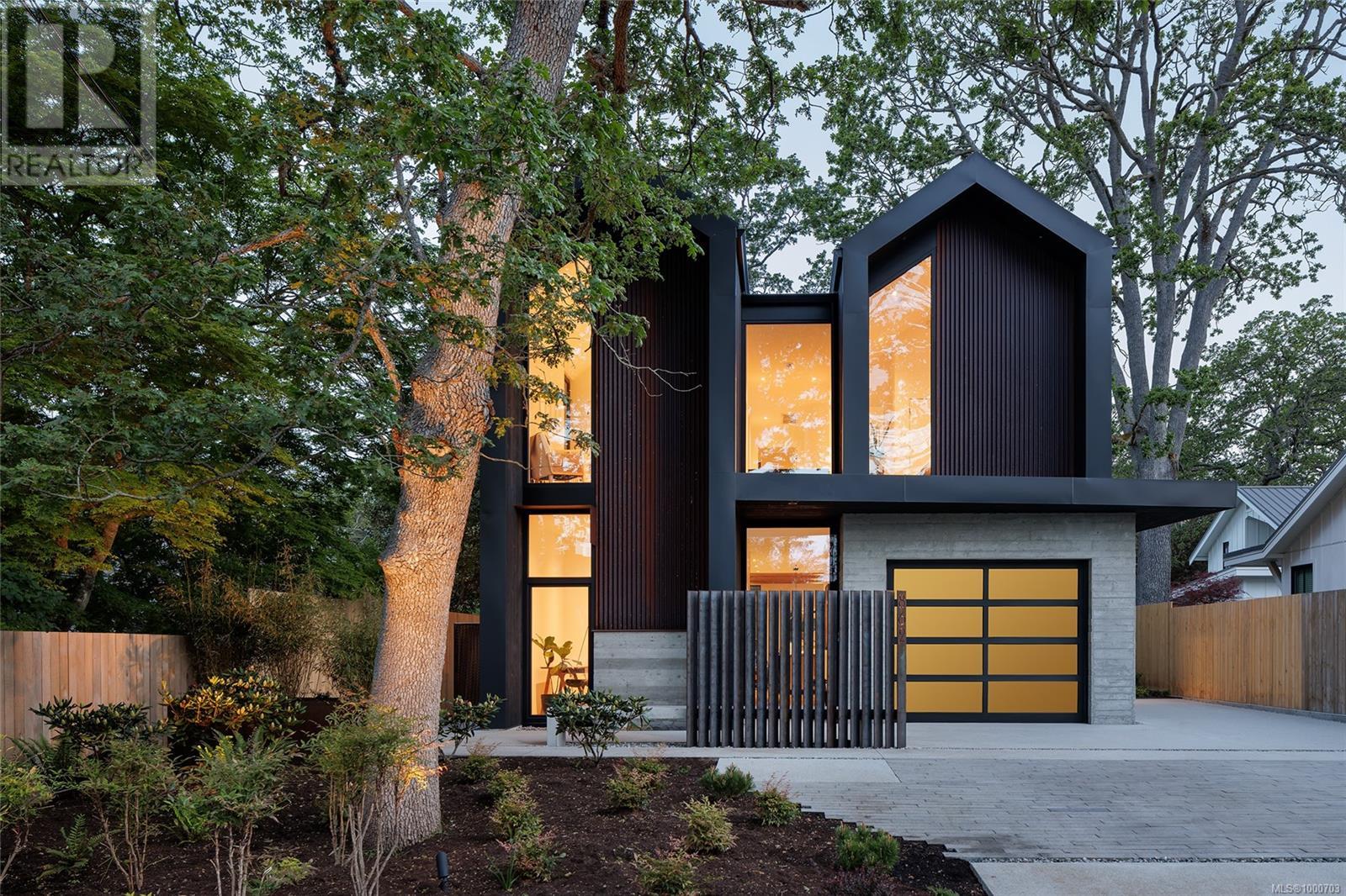  862 Somenos Street, Victoria
