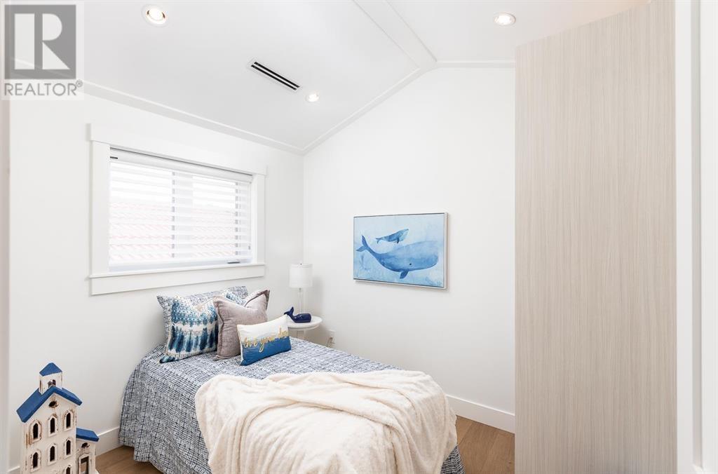 2047 E 51 AVENUE, Vancouver