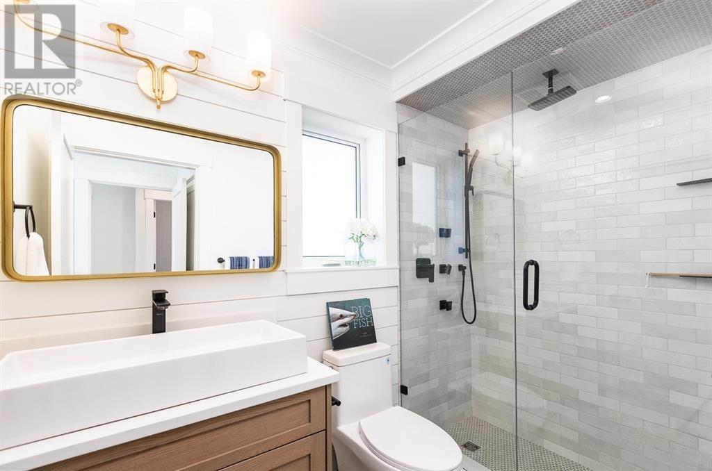 2047 E 51 AVENUE, Vancouver