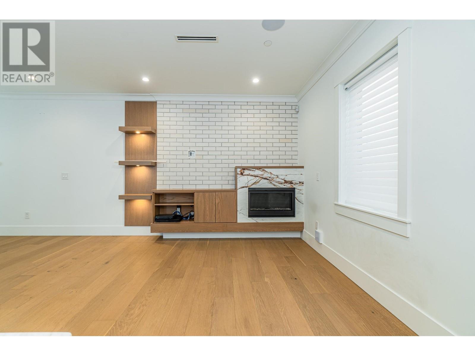 2047 E 51 AVENUE, Vancouver