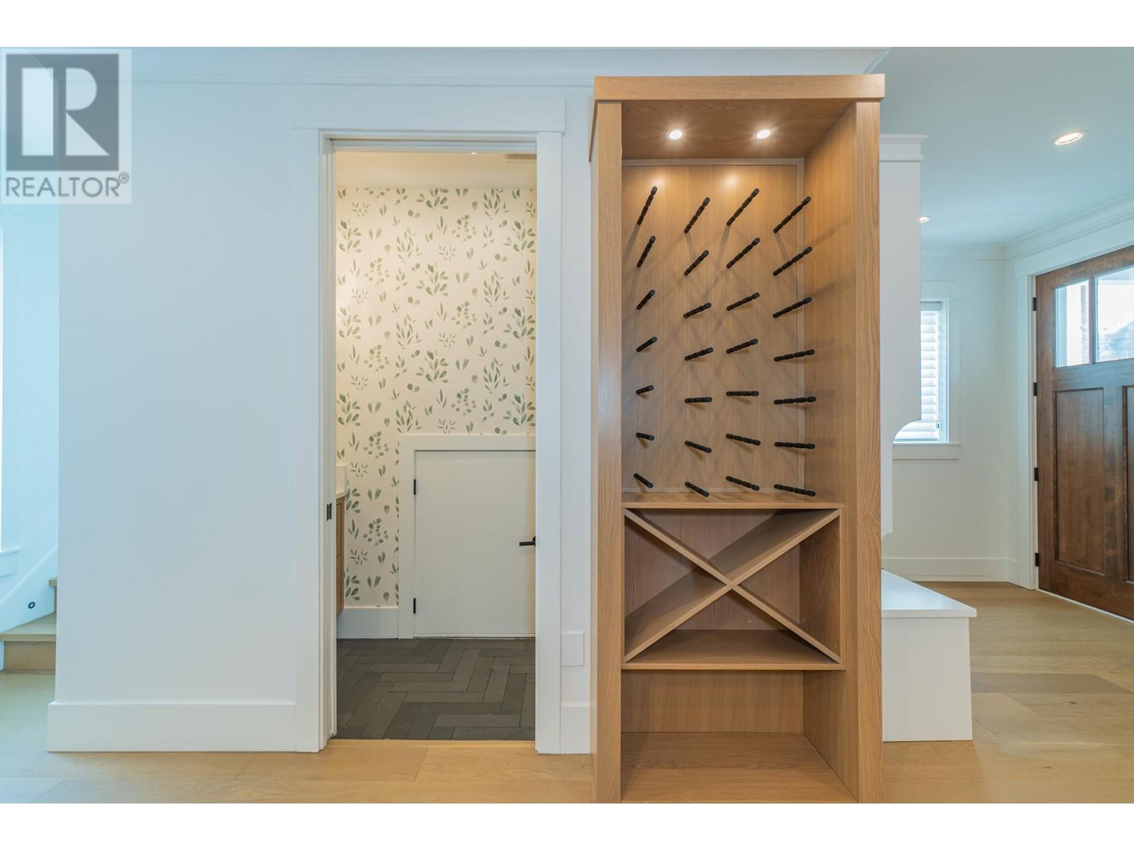 2047 E 51 AVENUE, Vancouver