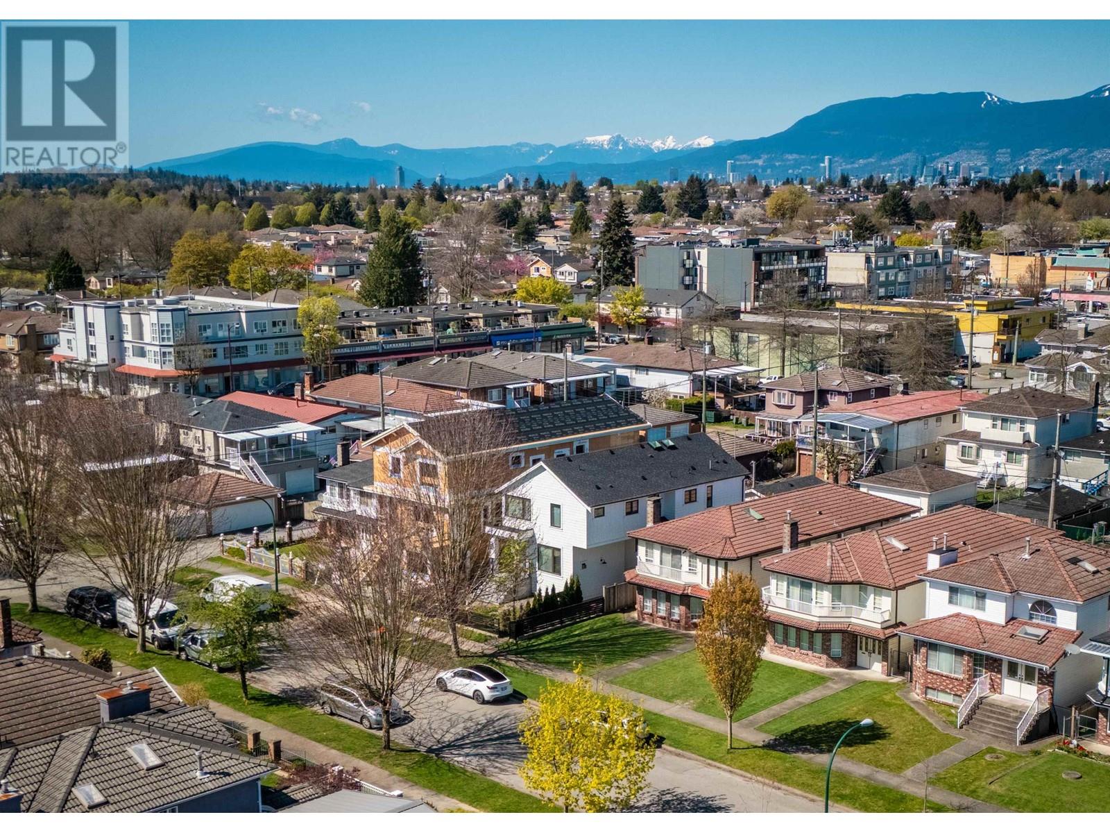 2047 E 51 AVENUE, Vancouver