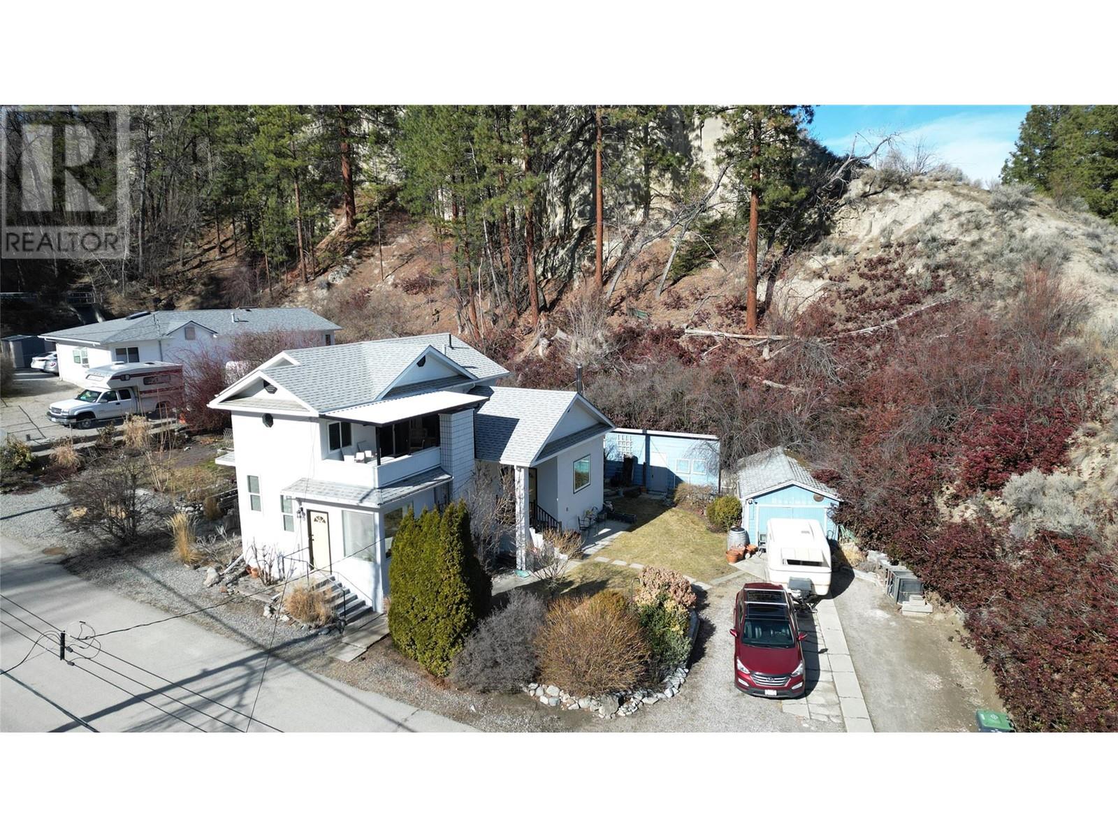 5706 Butler Street, Summerland