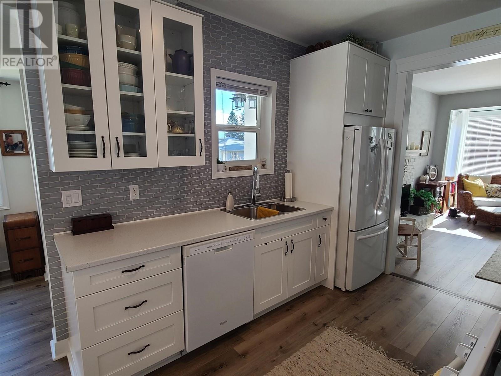 5706 Butler Street, Summerland