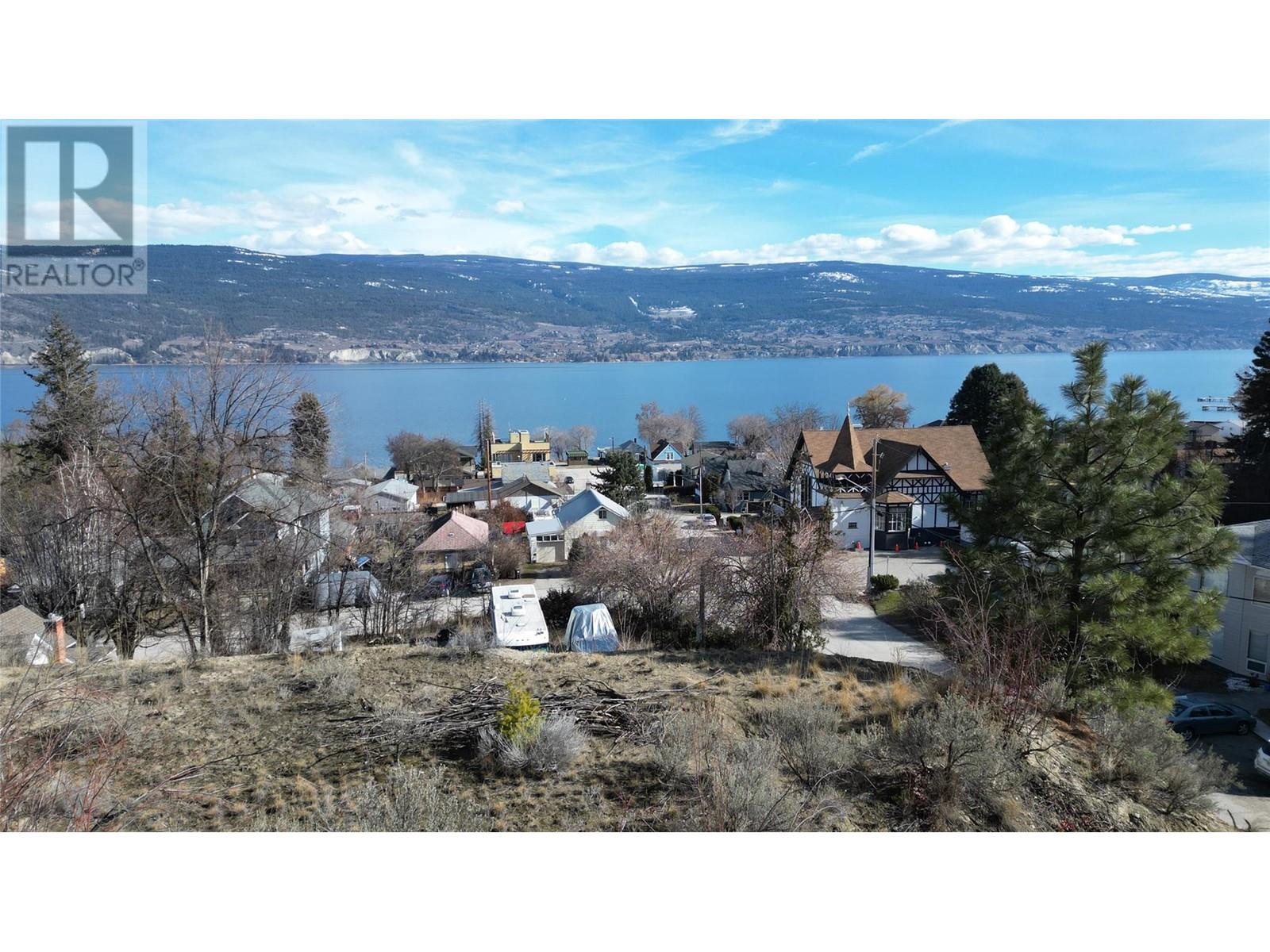 5706 Butler Street, Summerland